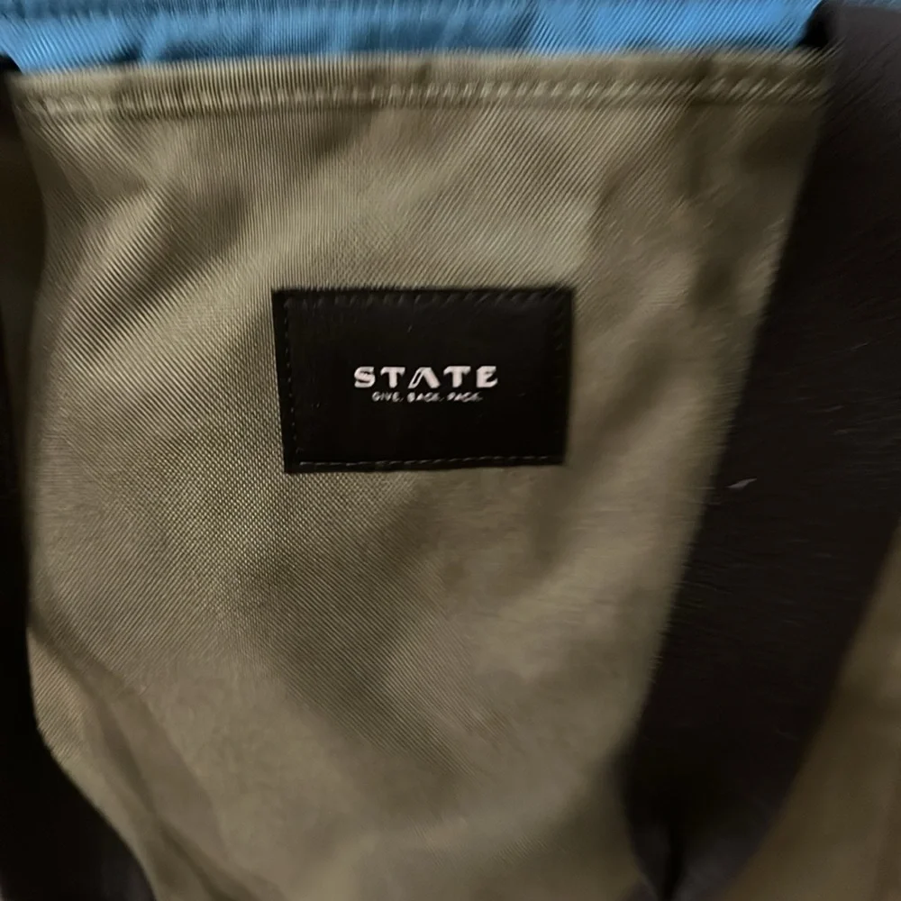 Diaper bag . State . New with tags - Picture 2 of 13